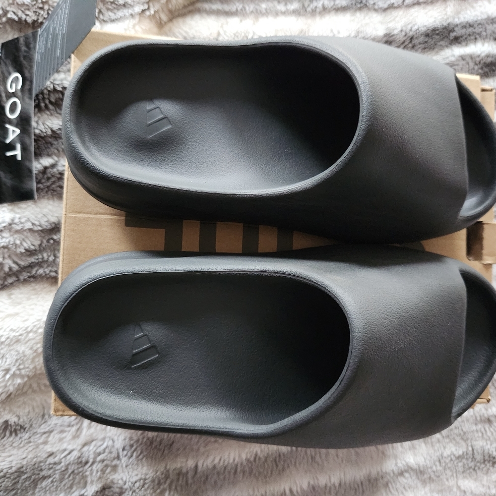 Addidas Yeezy Slides Onyx